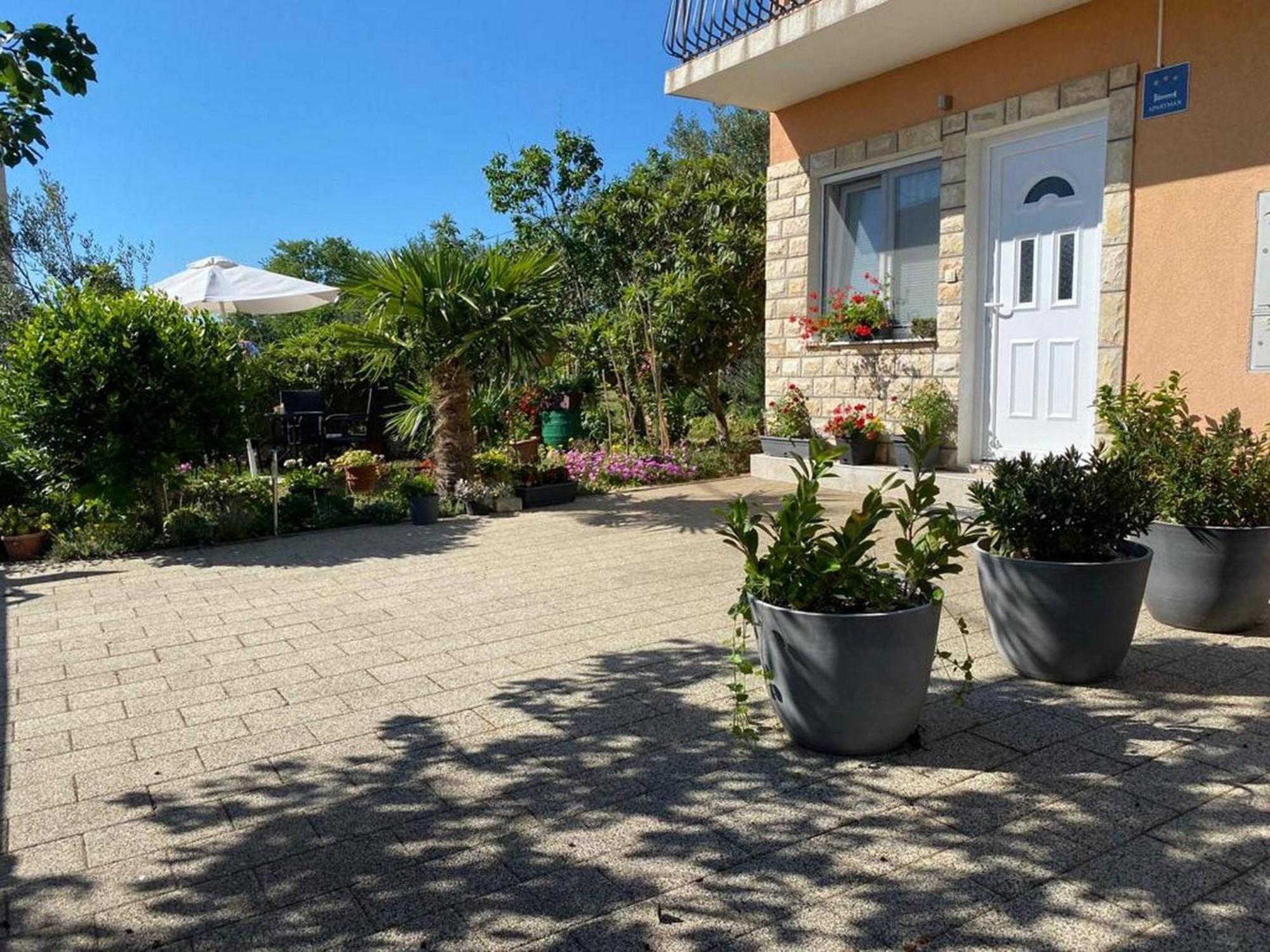 Rural Apartment Ante Drnis Luaran gambar